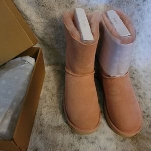 UGG Bailey Bow II